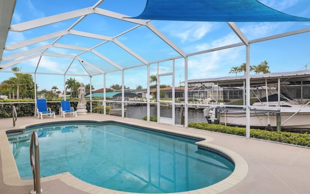 Luxury Waterfront Home With Pool 3 Bedroom Home by RedAwning