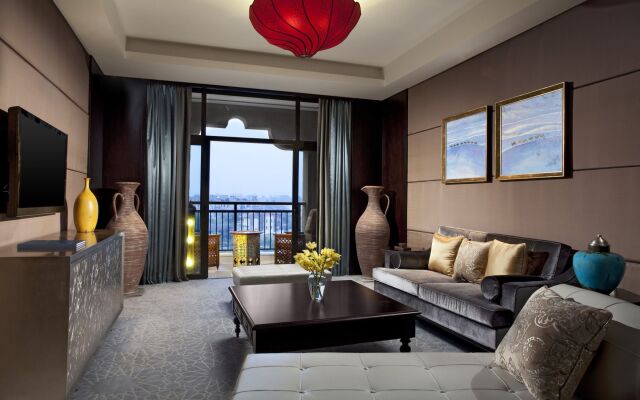Sheraton Qingyuan Lion Lake Resort