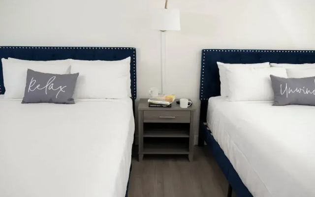 Endless Dunes, A Modern Motel
