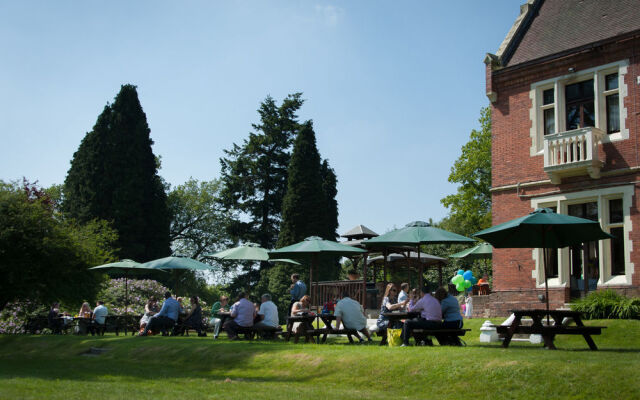 Highley Manor