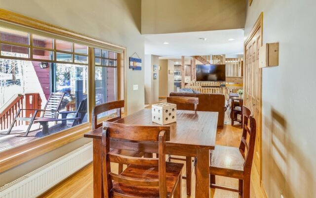 Snowy River 4 Bedroom Home by RedAwning