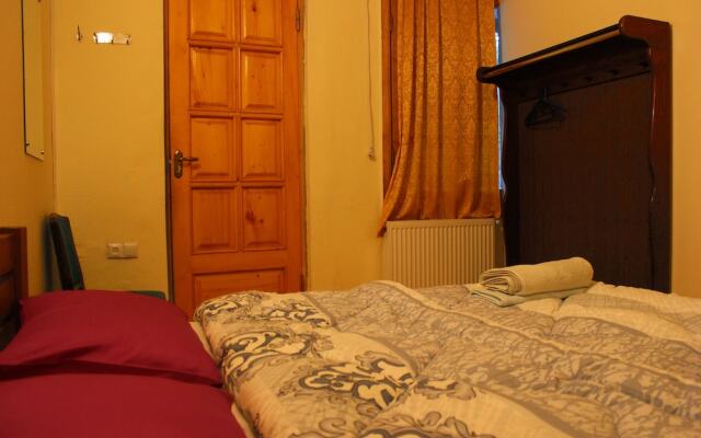 Old District Guest House