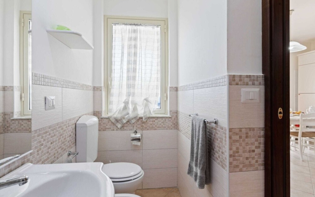 Snug Holiday Home in Niza di Sicilia with Balcony