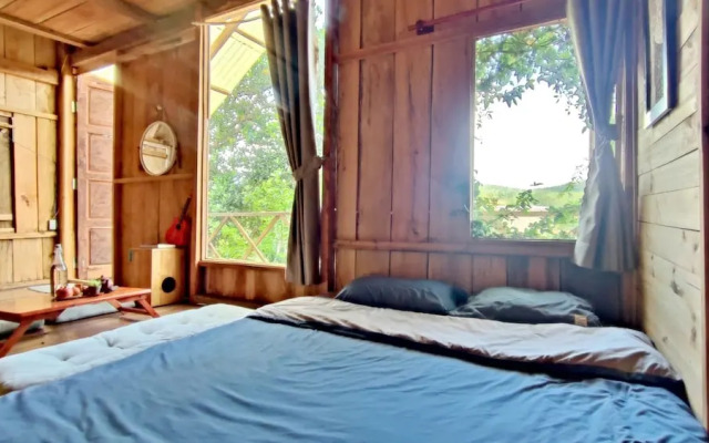 To Chim Ri Homestay Mang Đen