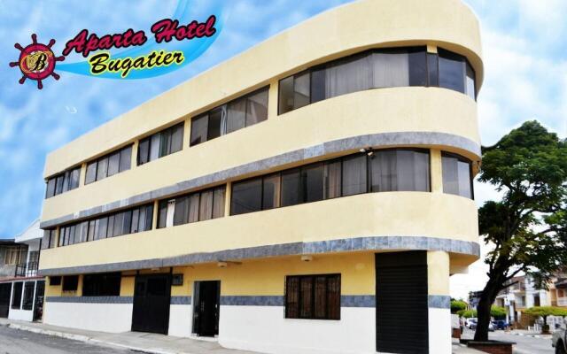 Bugatier ApartaHotel