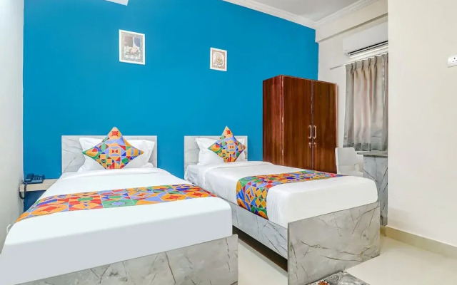 FabHotel Broholic Suites I