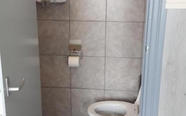 Apartment + Studios Insulinde