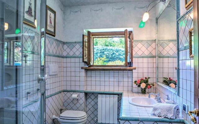 Amorosa House 9+1