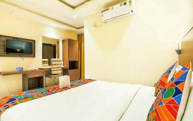 Fabhotel Rr Grand