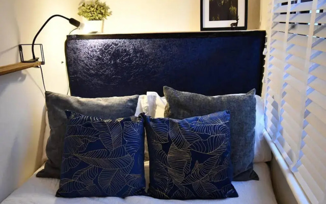 Stunning 2 bed Apartment, in the Heart of Exeter