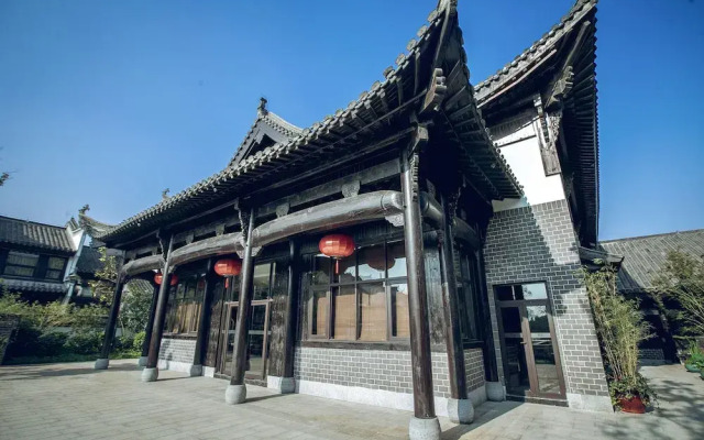 Xinhualian Lv Xin Gu Hotel