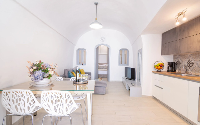 Saint George Cave House