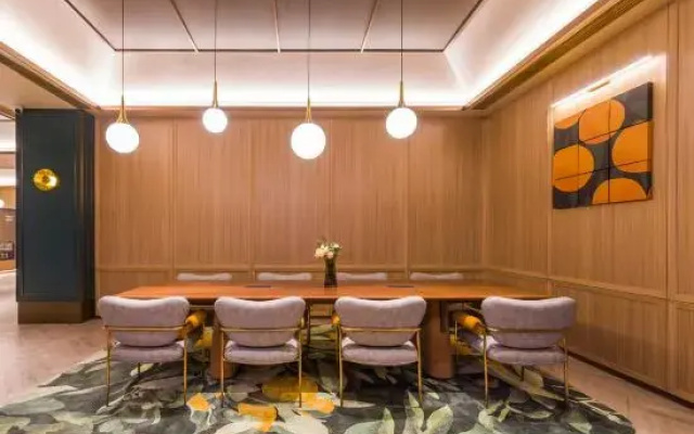 Orange Hotel (Nanchang West Railway Station International Expo City)