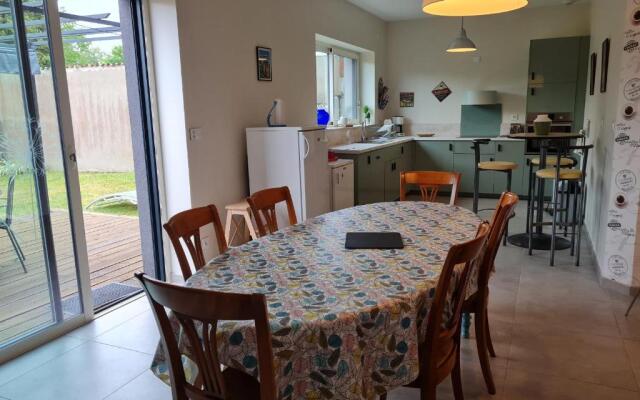 Gîte Mardié, 3 pièces, 4 personnes - FR-1-590-132