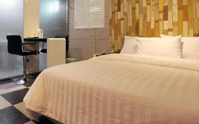 Juan E Hotel