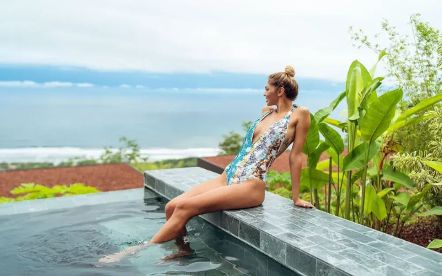 LALOON Luxury Suites - Adults Only