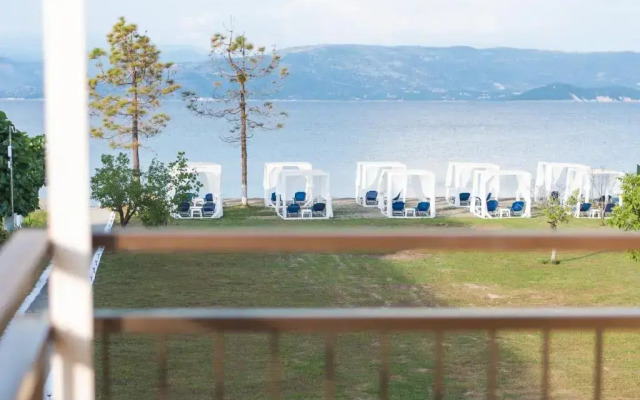 Sandy Beach Complex