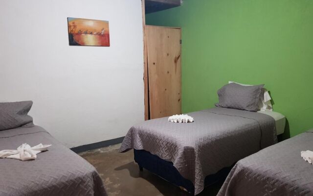 Hostal El Nawal - Hostel