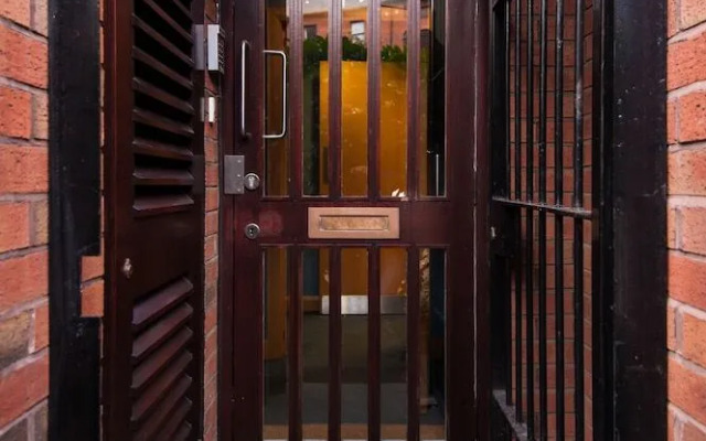 Russell Scott Backpackers Hostel