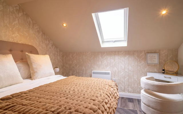 Howfield Hotel
