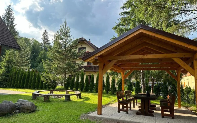 Pension/Apartments Kúria na Táloch