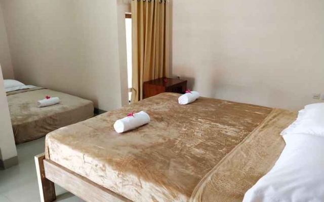 Lidah Lokal Guesthouse Singaraja – Guest Rooms – Singaraja