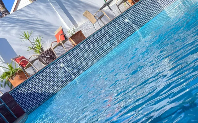 Kamsa Royal Guest House - Waterkloof Ridge