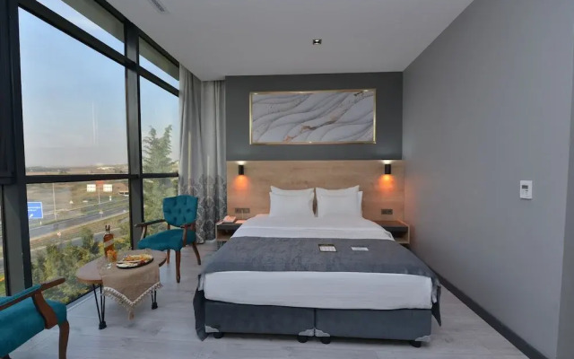 Mills Hotel