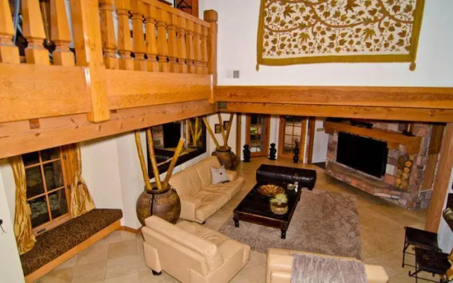 Chandler Estates Euro Castle