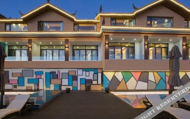 Lugu Lake Yunshang Holiday Hotel