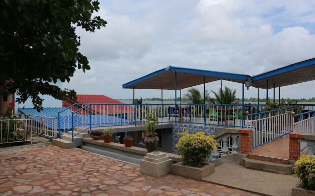 Waterfront Paradise Resort