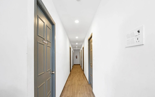 UPAR Hotels Uthandi ECR