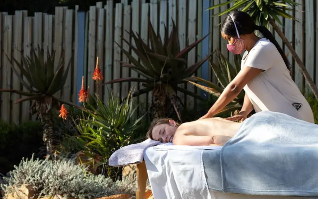 The Cliffside Boutique Getaway