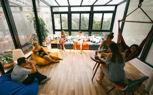Backy Posh Hostel by Poshtel Vietnam