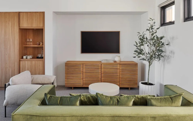 The Clairfield Hotel