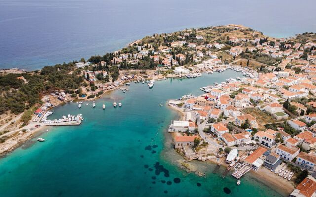 Old Port Spetses Mansion