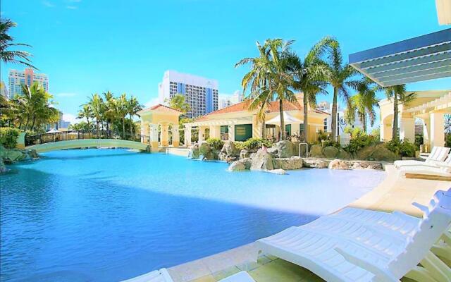 The Towers Chevron Renaissance Holidays Gold Coast