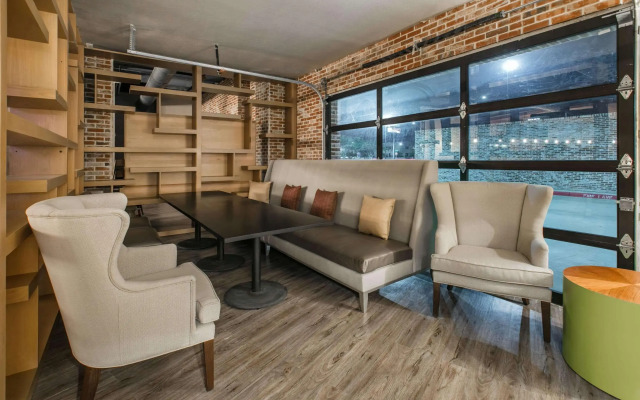 Aggieland Boutique Hotel