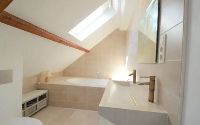 Relaxing Villa in Namur With Fenced Garden
