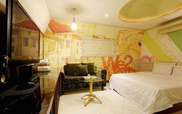 We 2 Hotel