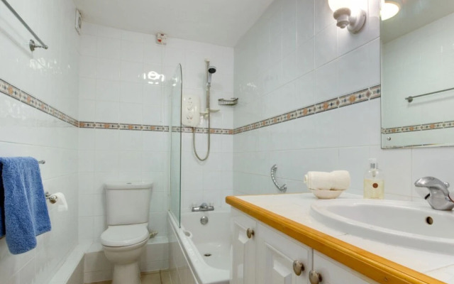 Flat 24 Clifton Court Croyde