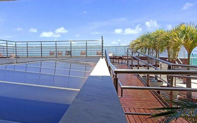 Happy Hotel Manaíra