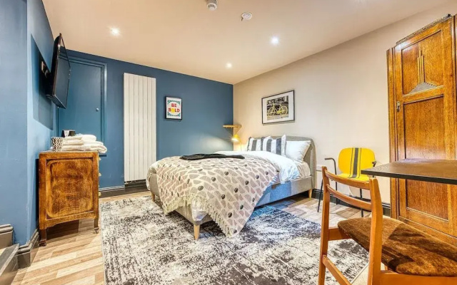 New Unique Keighley Room