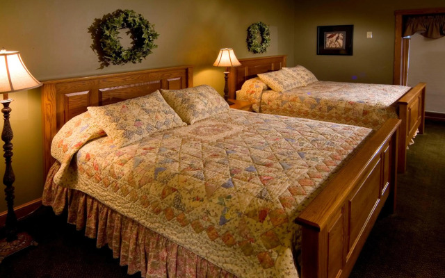 Carlisle Inn Sugarcreek