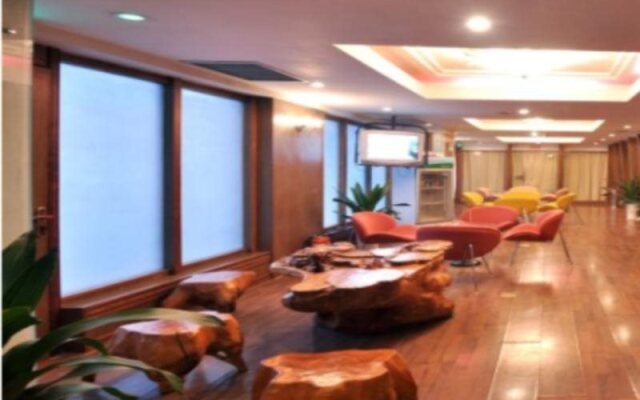 The Great Wall Hotel
