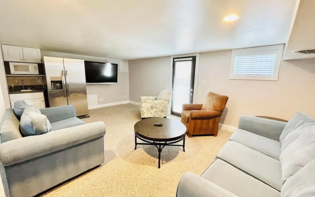 Wilmington Avenue 20B