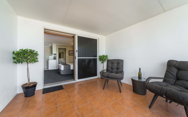 The Cosmopolitan Motel and Serviced Apartments