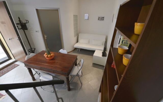 Massarenti 3 Levels Apartment