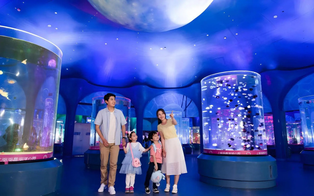 Shanghai Haichang Ocean Park Theme Resort Hotel