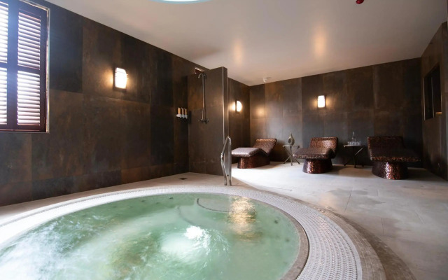 Hartnoll Hotel